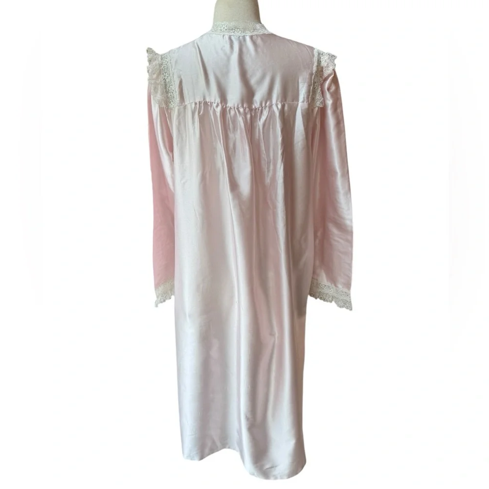 1980s Christian Dior Lace & Open Weave Embellishment Nightgown‎ - Picture 8 of 11